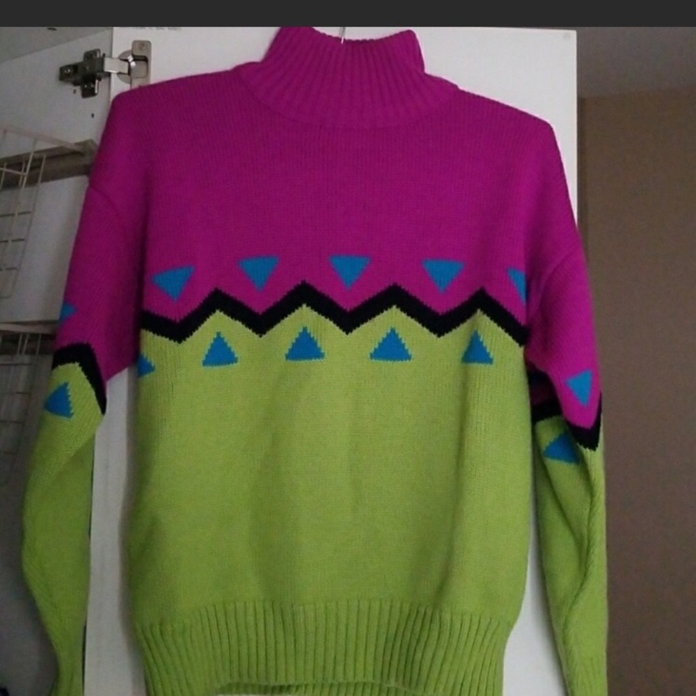 Women’s 80s ski sweater- Size M